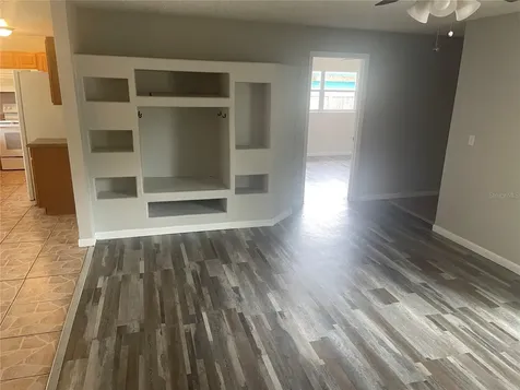 906 Essex Road Brandon FL 33510