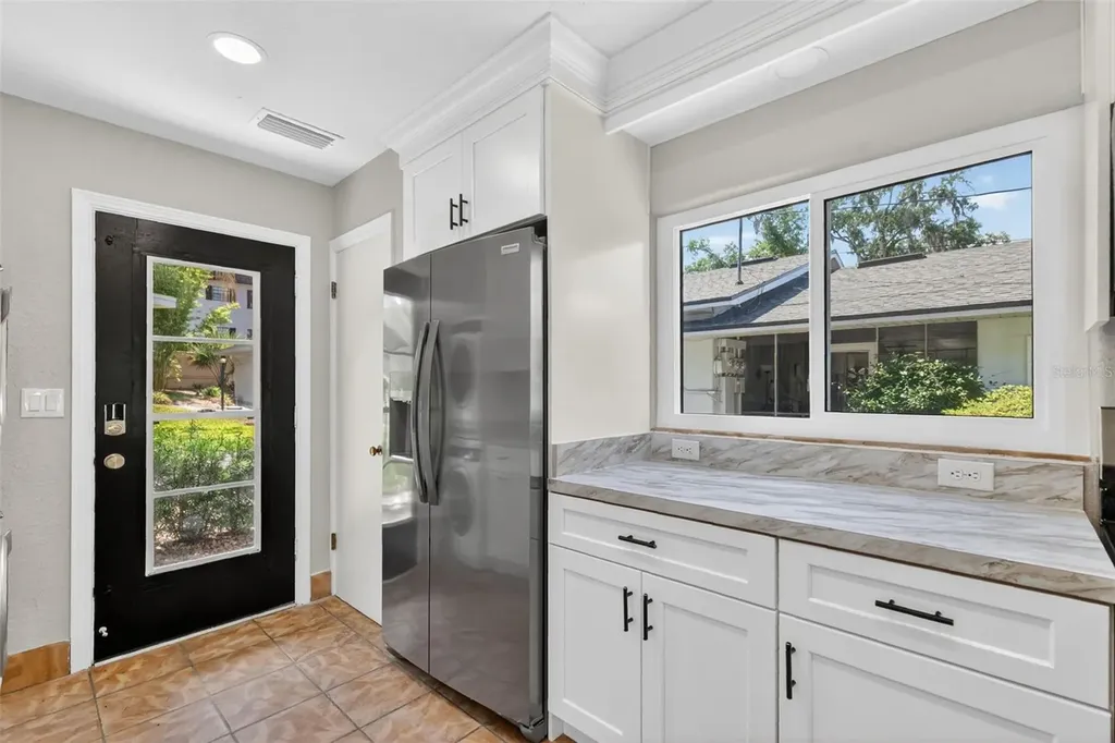 1012 S Baker Street Mount Dora FL 32757