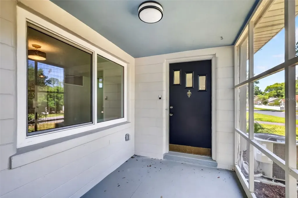 1012 S Baker Street Mount Dora FL 32757
