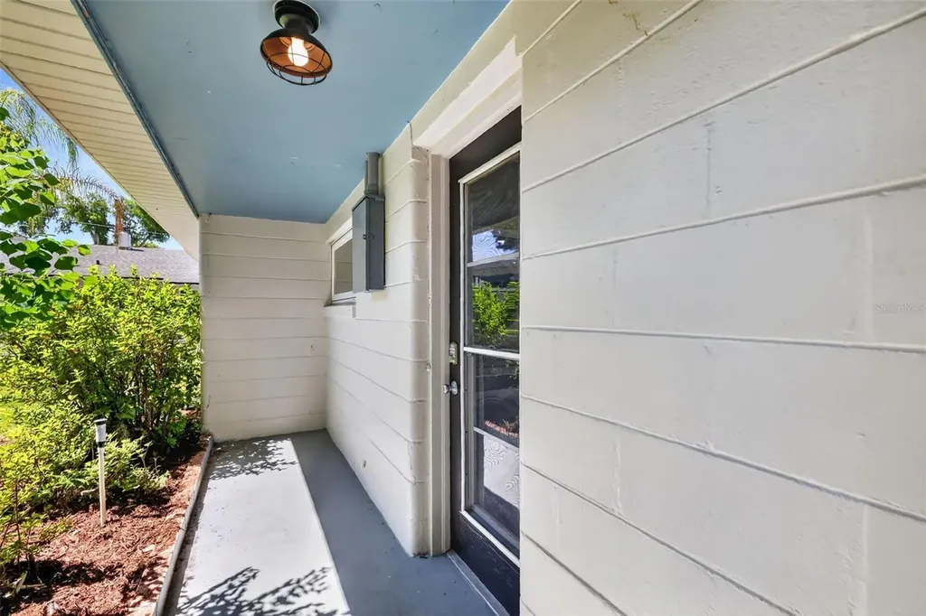 1012 S Baker Street Mount Dora FL 32757
