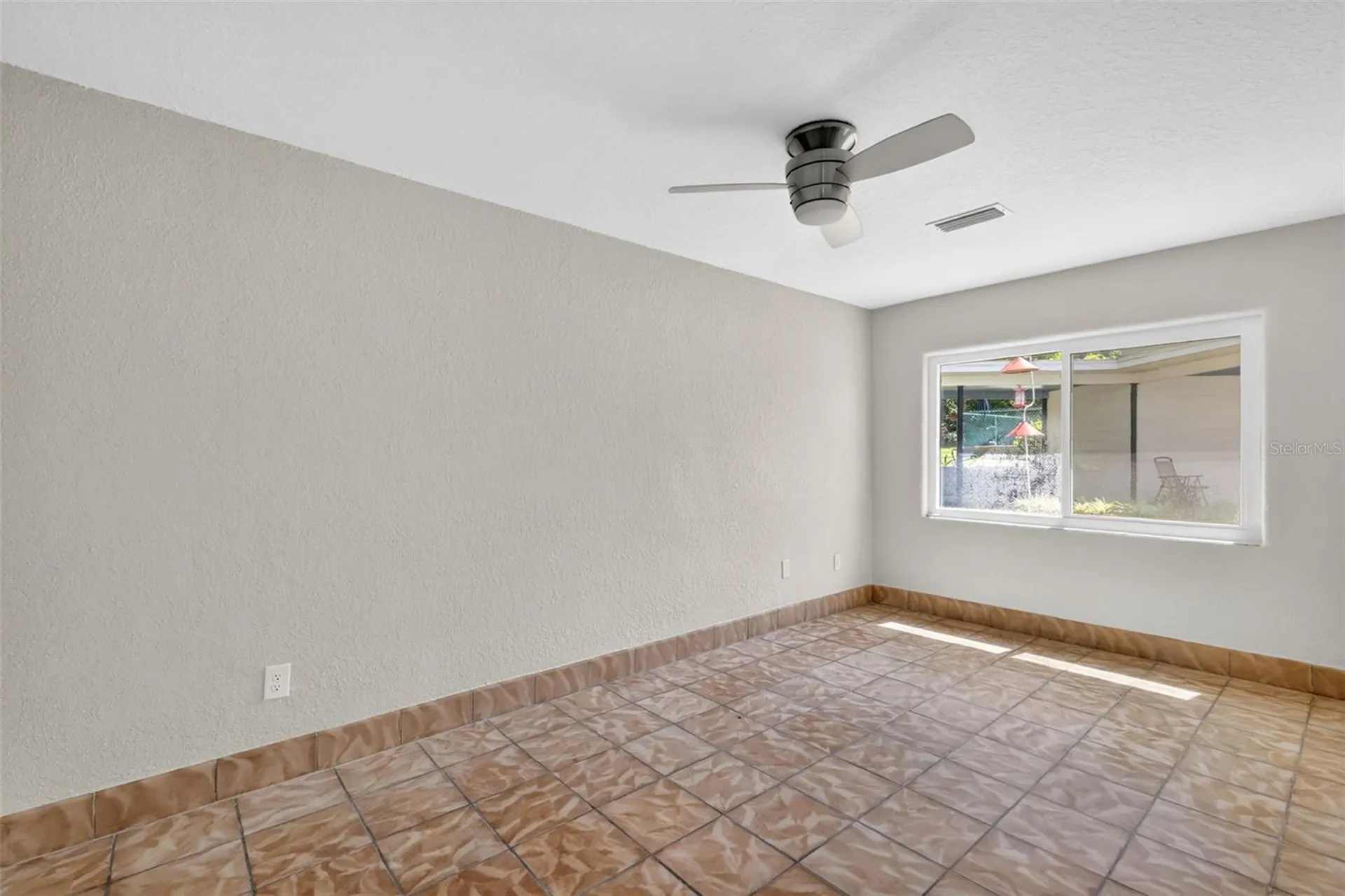 1012 S Baker Street Mount Dora FL 32757