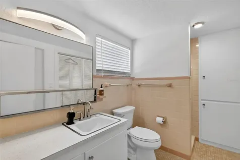 1012 S Baker Street Mount Dora FL 32757