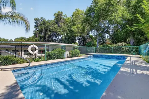 1012 S Baker Street Mount Dora FL 32757