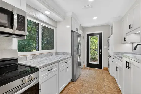 1012 S Baker Street Mount Dora FL 32757