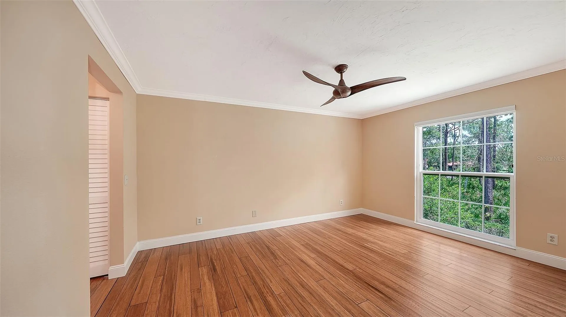 4489 Longmeadow Sarasota FL 34235