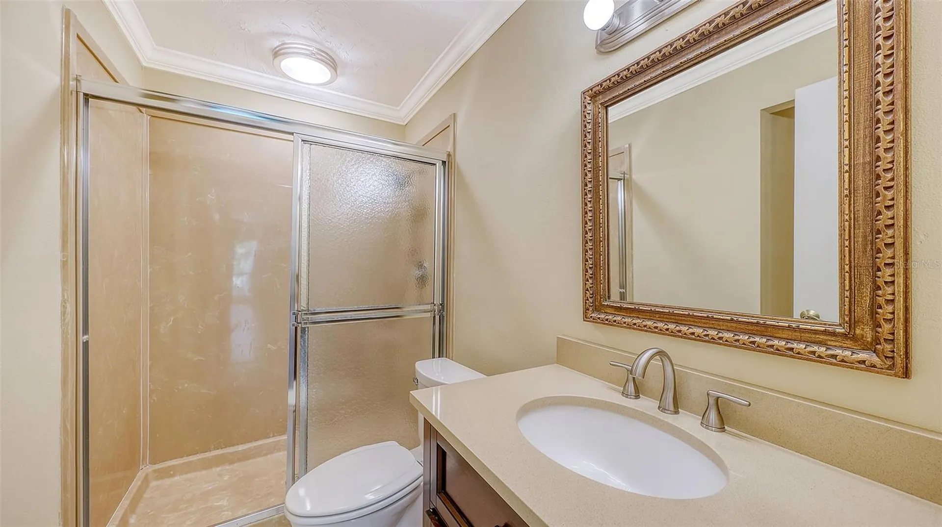 4489 Longmeadow Sarasota FL 34235
