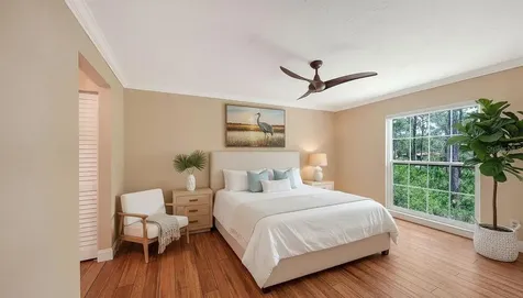 4489 Longmeadow Sarasota FL 34235