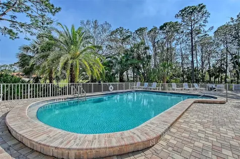 4489 Longmeadow Sarasota FL 34235
