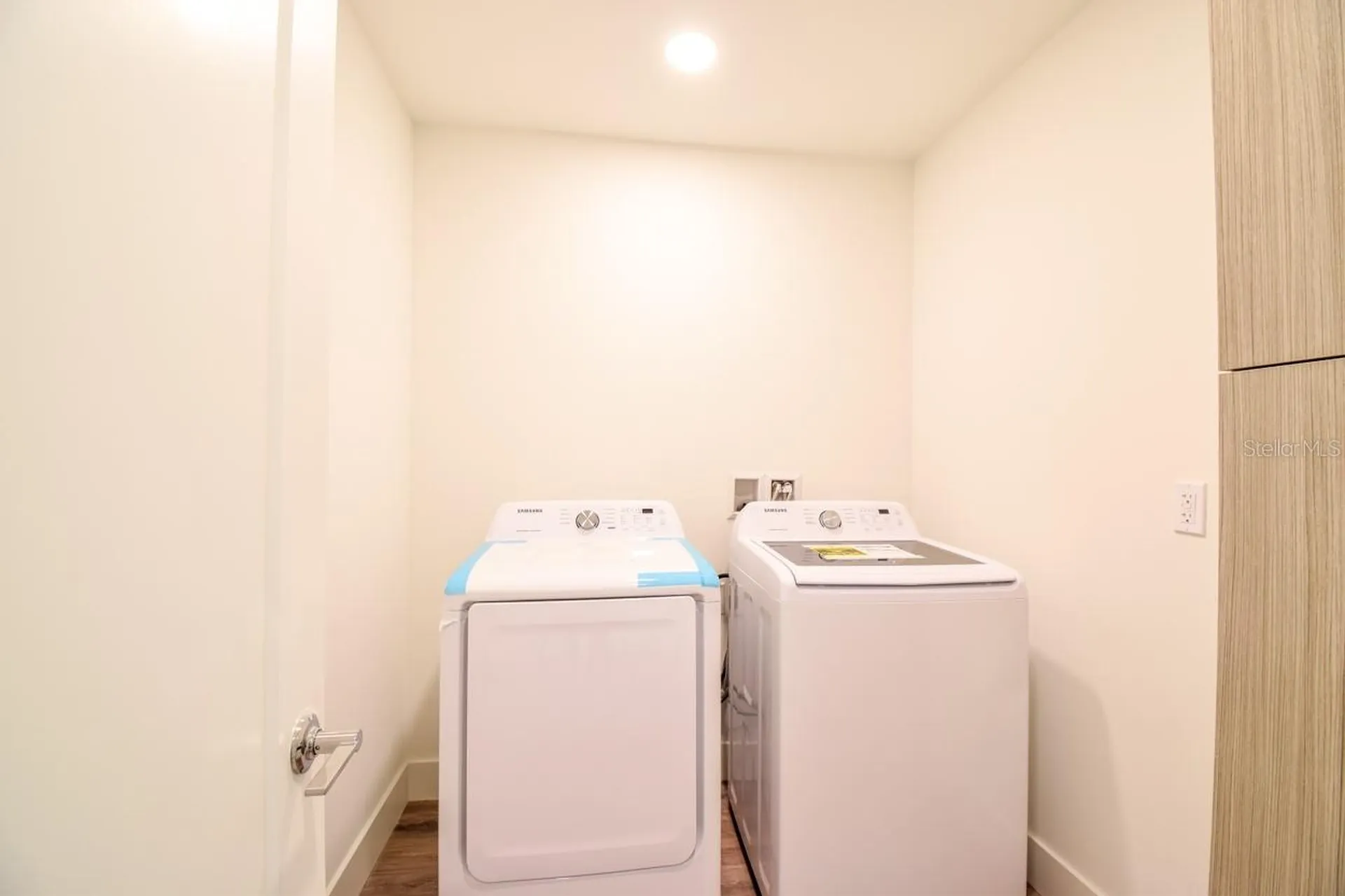 1709 N Tamiami Trail Sarasota FL 34234