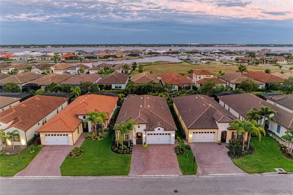 2005 6th St E Palmetto FL 34221