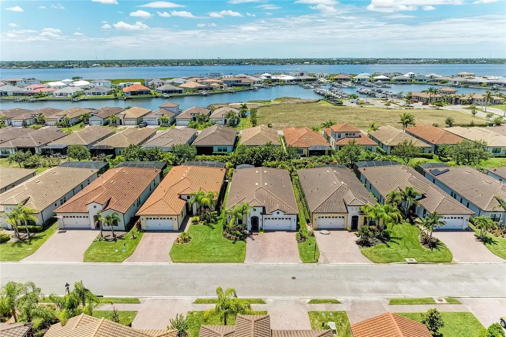2005 6th St E Palmetto FL 34221