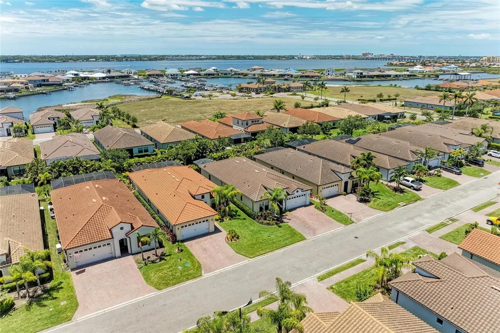 2005 6th St E Palmetto FL 34221