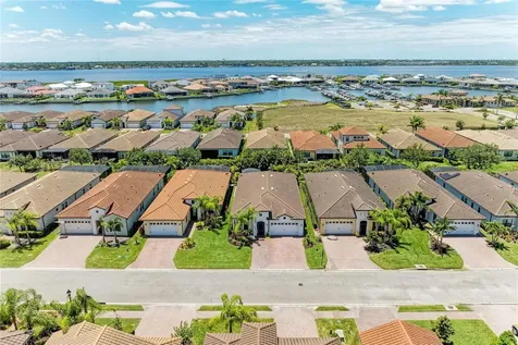 2005 6th St E Palmetto FL 34221