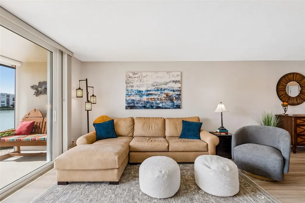 7540 Bay Island Drive S South Pasadena FL 33707