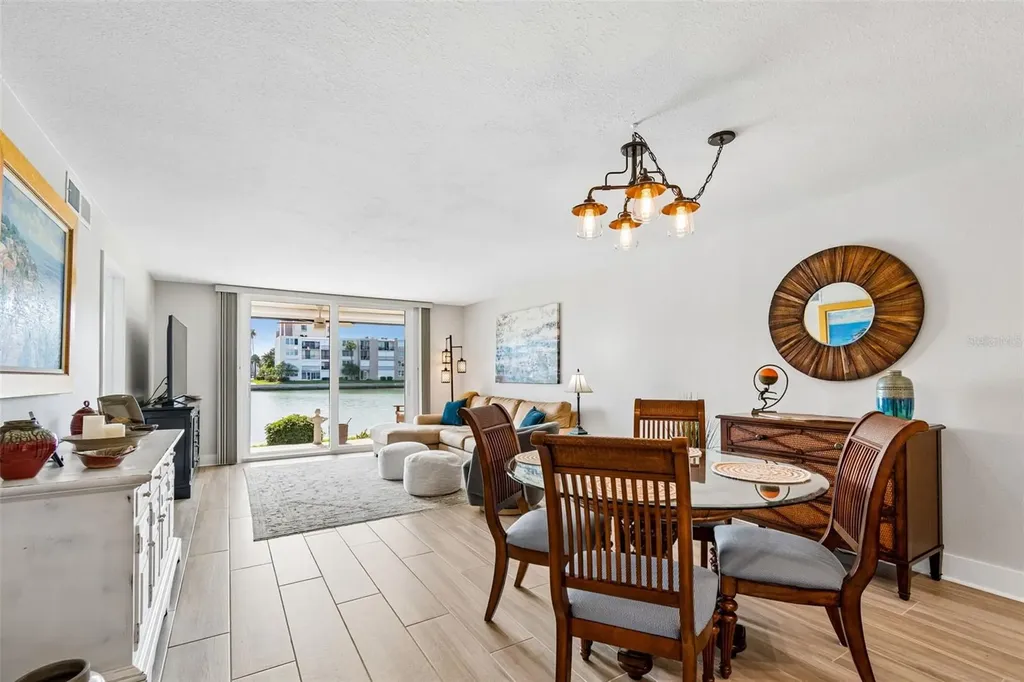 7540 Bay Island Drive S South Pasadena FL 33707