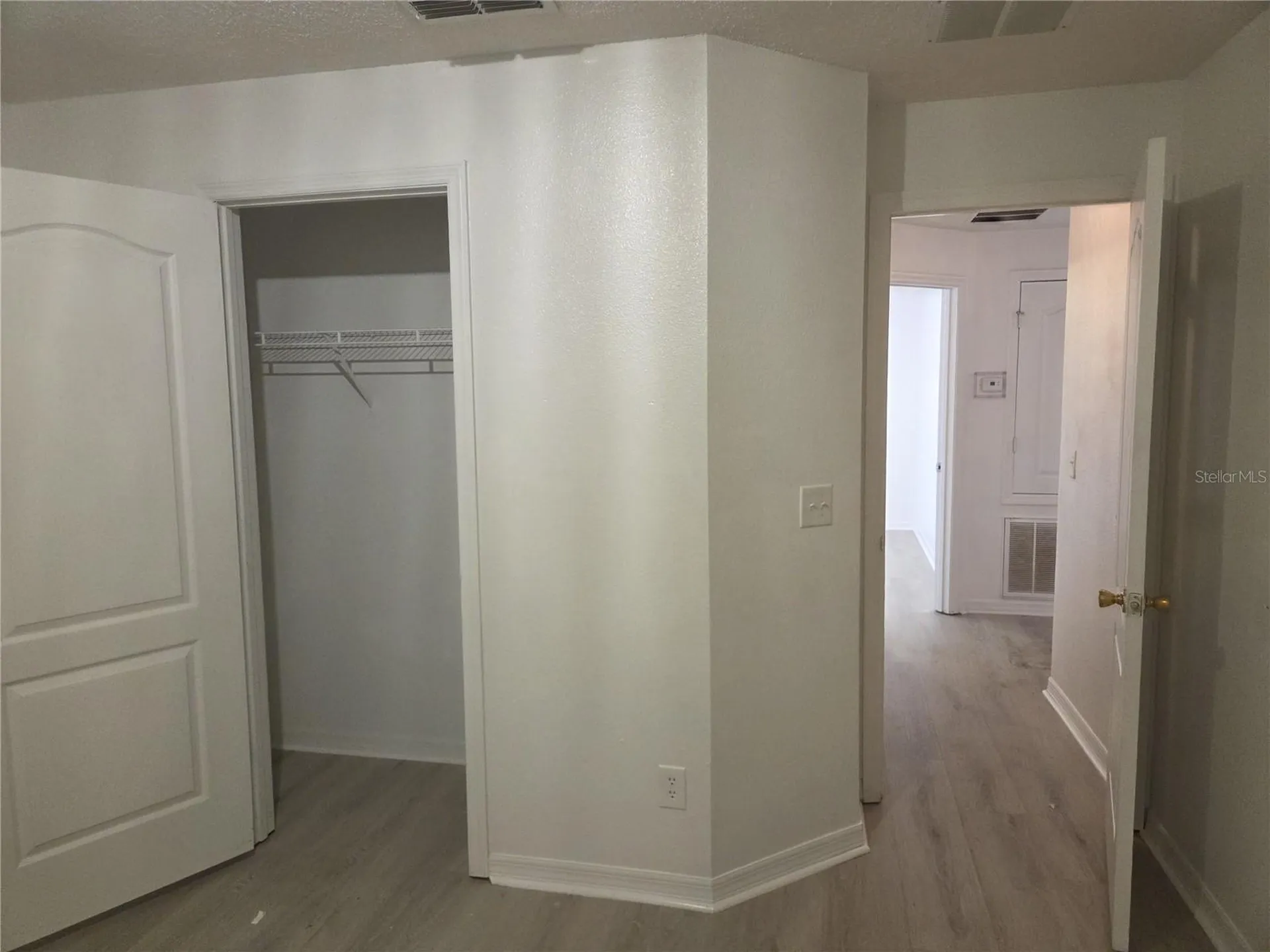 407 Arkansas Court Kissimmee FL 34759