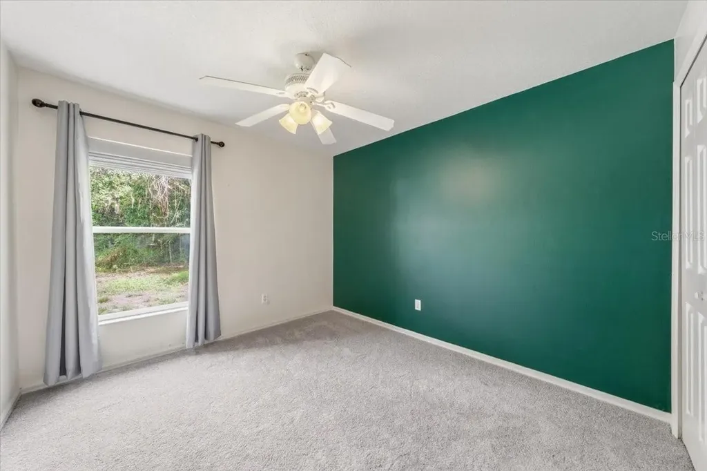 5863 Meadowpark Place Lithia FL 33547
