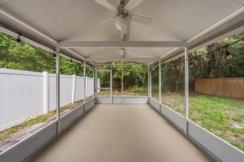 5863 Meadowpark Place Lithia FL 33547