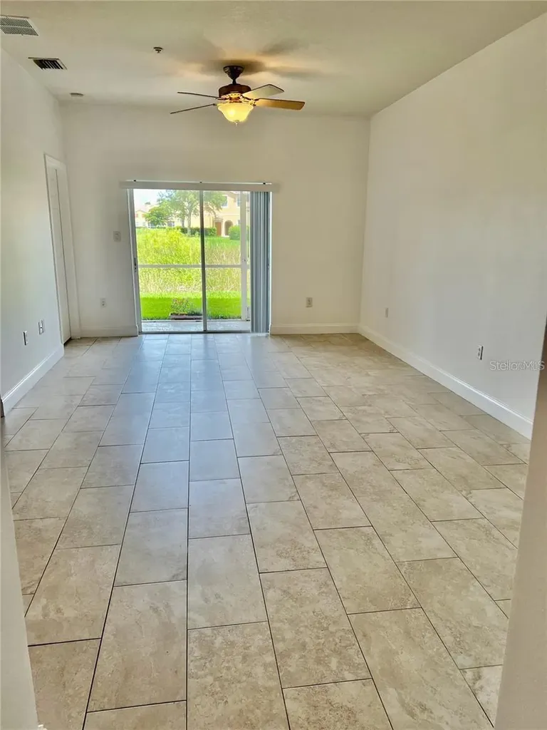 3762 Parkridge Circle Sarasota FL 34243