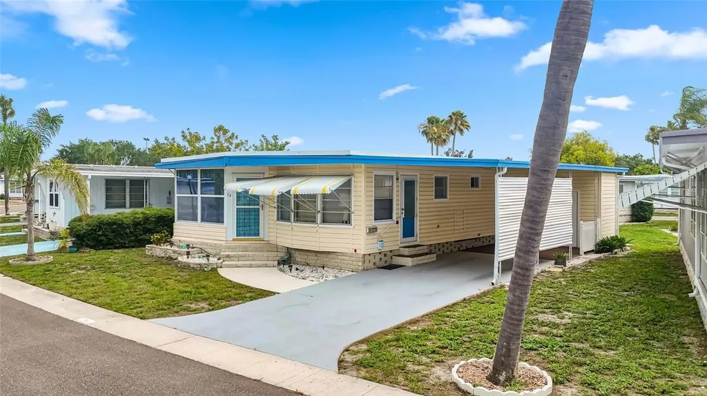 7901 40th Avenue N St Petersburg FL 33709
