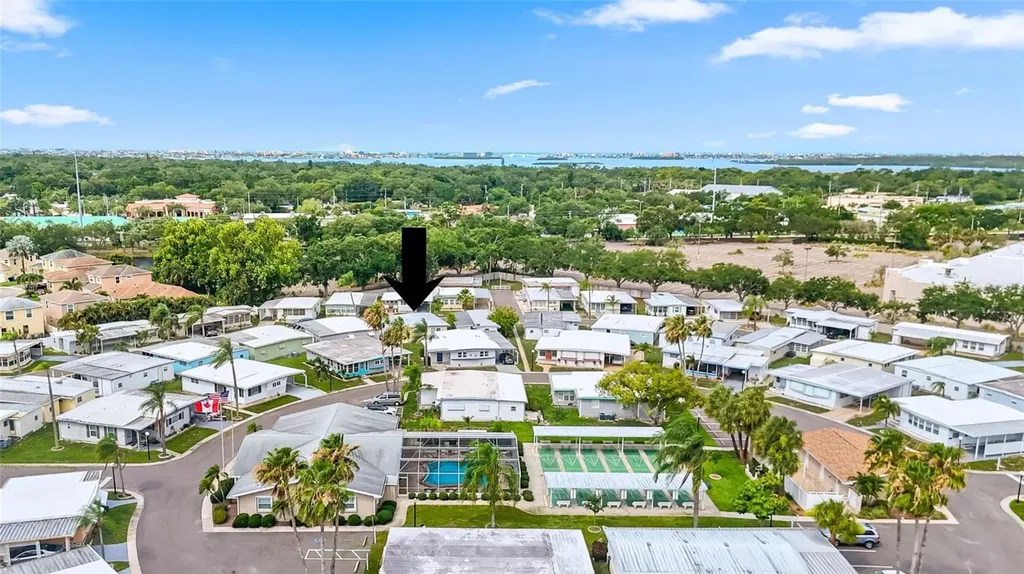 7901 40th Avenue N St Petersburg FL 33709