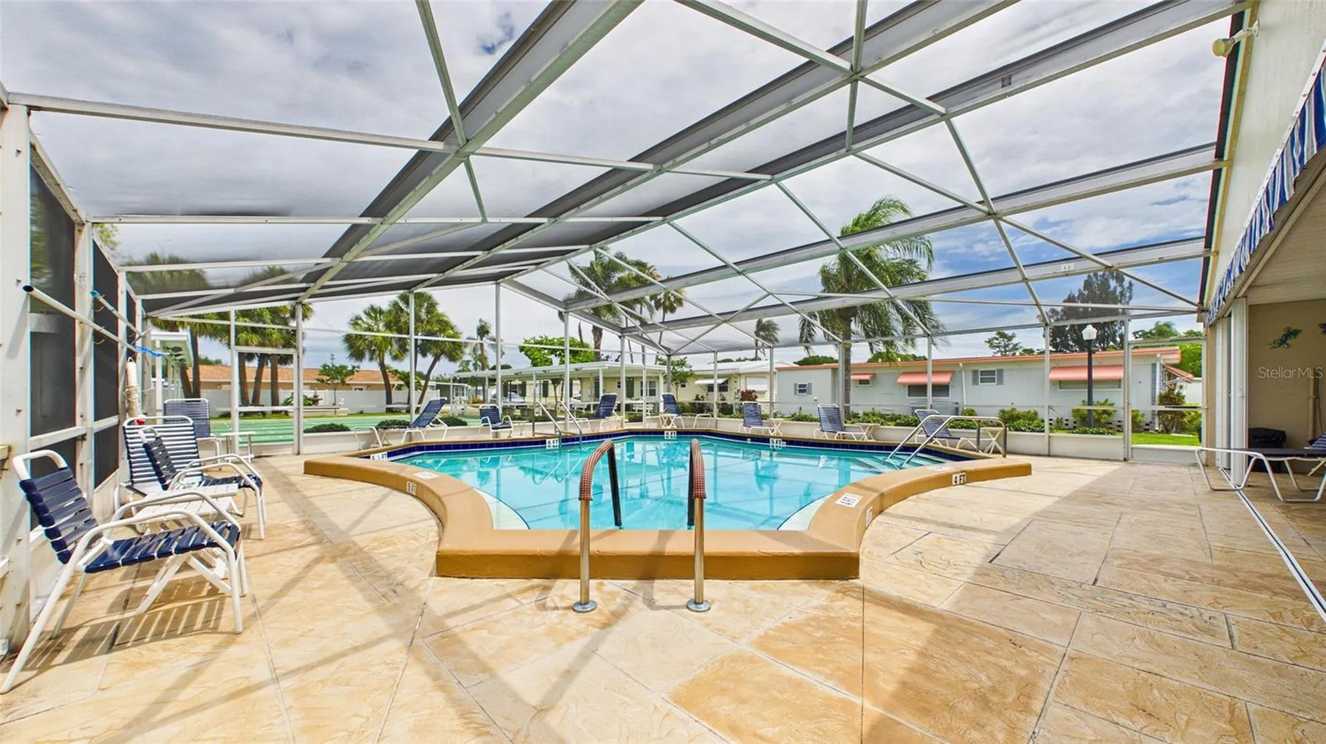 7901 40th Avenue N St Petersburg FL 33709