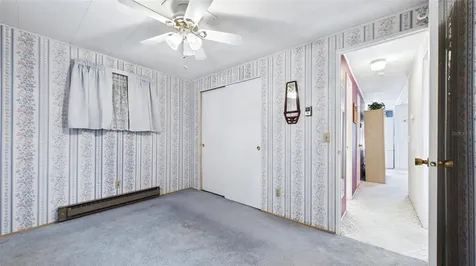 7901 40th Avenue N St Petersburg FL 33709