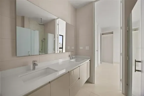 Riviera Parkview 135 Salonga Street Bayamon PR 00961