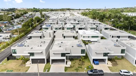 Riviera Parkview 135 Salonga Street Bayamon PR 00961