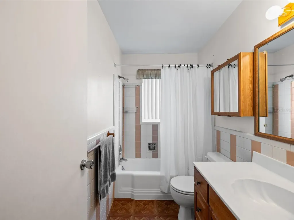 1754 Great Brikhill Road Clearwater FL 33755