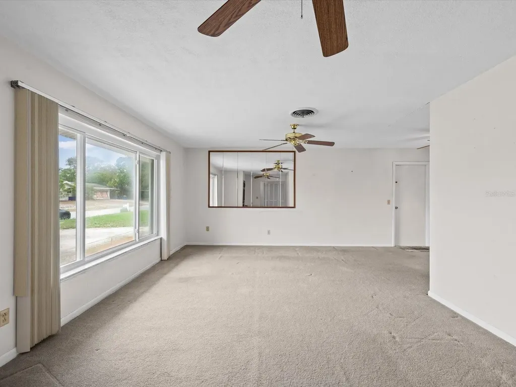 1754 Great Brikhill Road Clearwater FL 33755