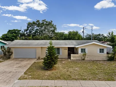 1754 Great Brikhill Road Clearwater FL 33755