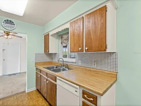 1754 Great Brikhill Road Clearwater FL 33755