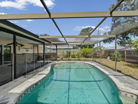 1754 Great Brikhill Road Clearwater FL 33755