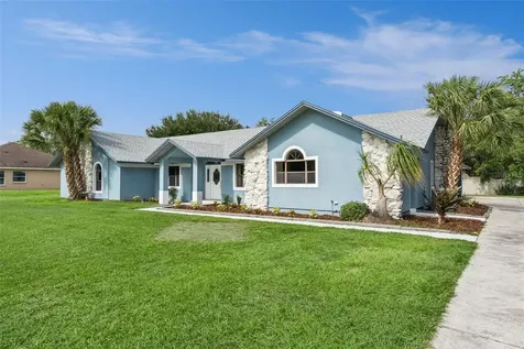 2827 Shadow Wood Court Kissimmee FL 34746