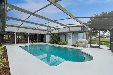 2827 Shadow Wood Court Kissimmee FL 34746
