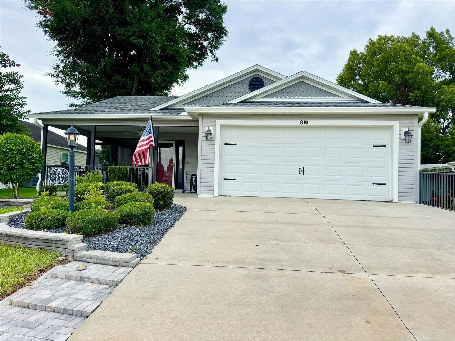 810 Roseapple Avenue Lady Lake FL 32159