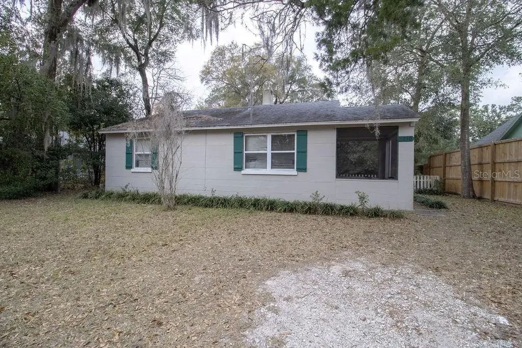 3230 NW 11th Street Gainesville FL 32609
