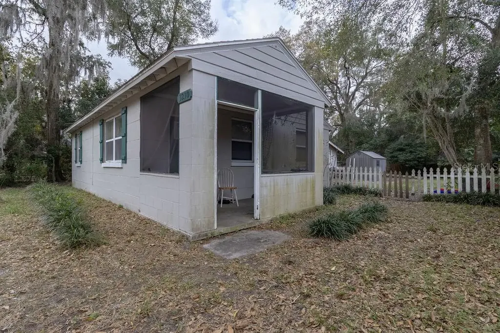 3230 NW 11th Street Gainesville FL 32609
