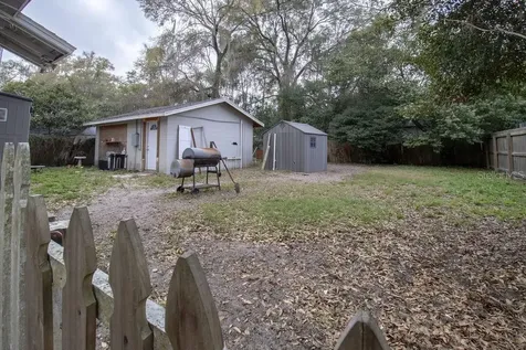3230 NW 11th Street Gainesville FL 32609