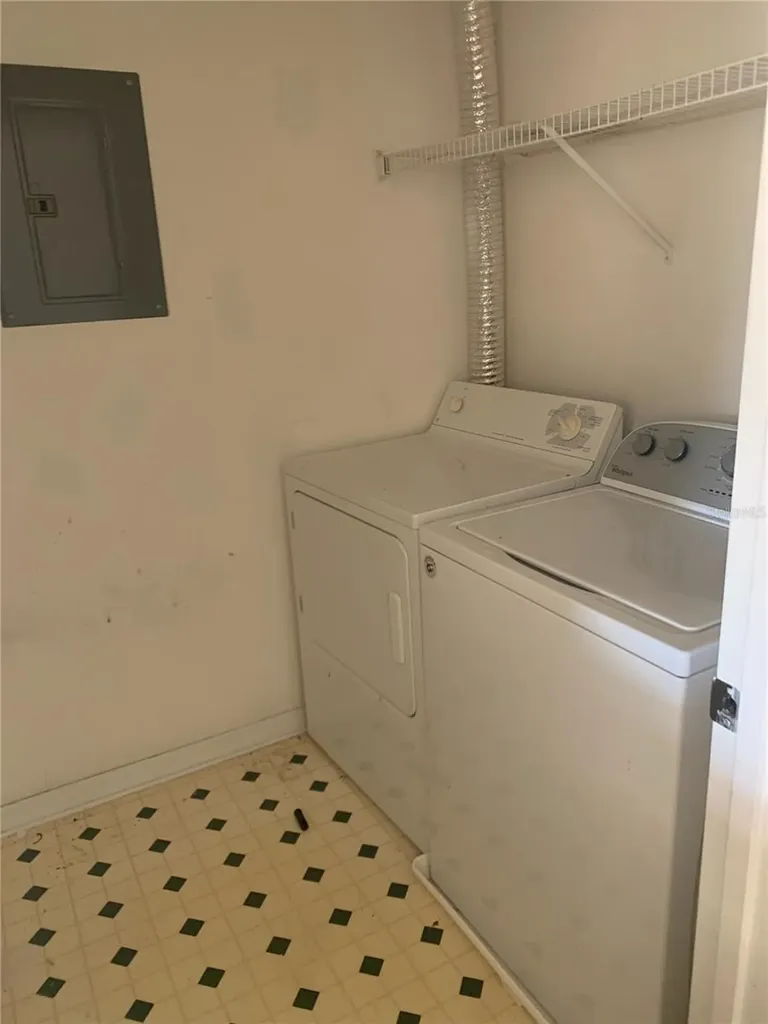 5578 Metrowest Orlando FL 32811