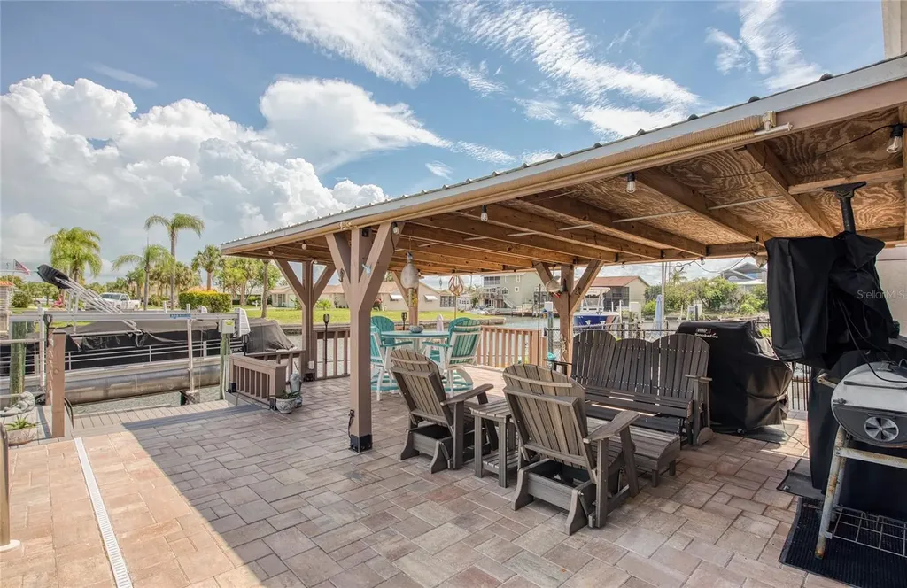 7039 Southwind Drive Hudson FL 34667