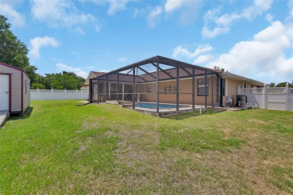 7330 SE 109th Place Belleview FL 34420