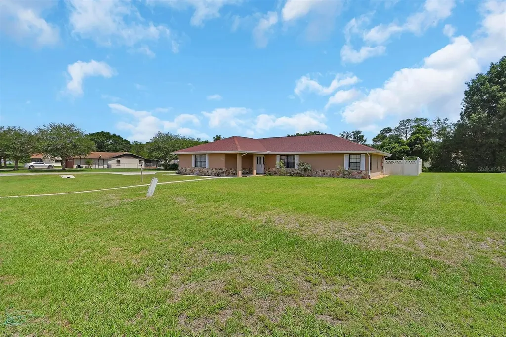 7330 SE 109th Place Belleview FL 34420