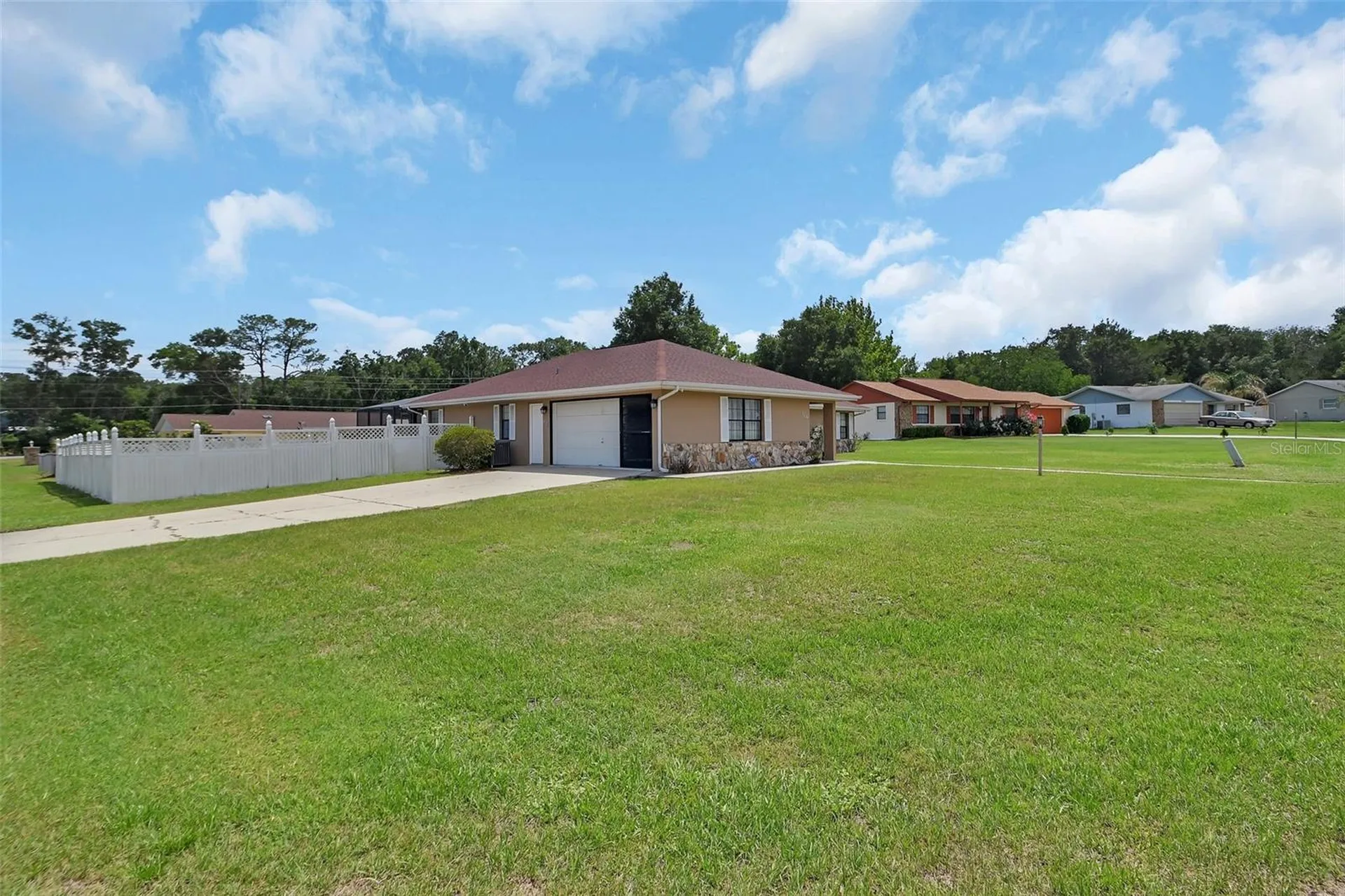 7330 SE 109th Place Belleview FL 34420