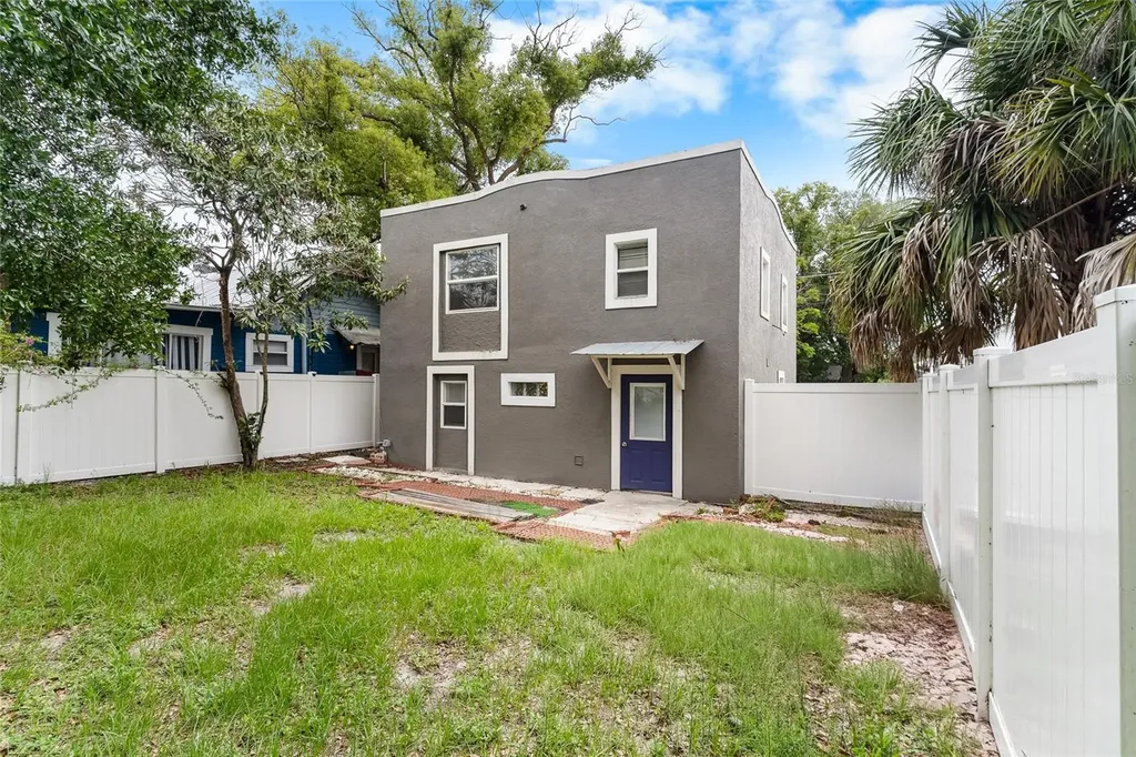 115 W Allison Court Tampa FL 33603