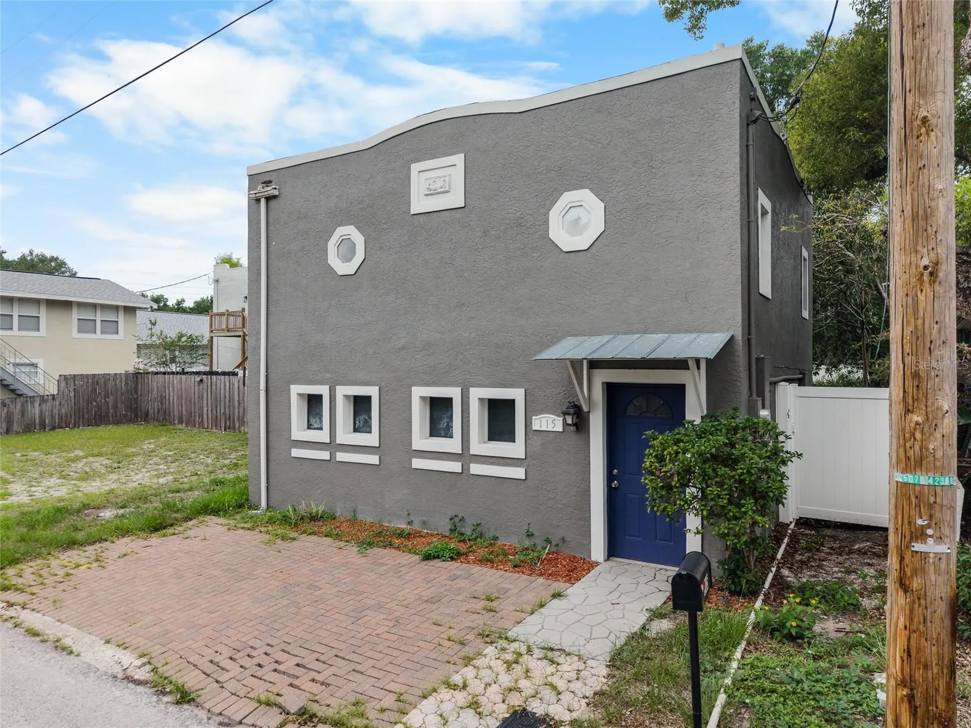 115 W Allison Court Tampa FL 33603