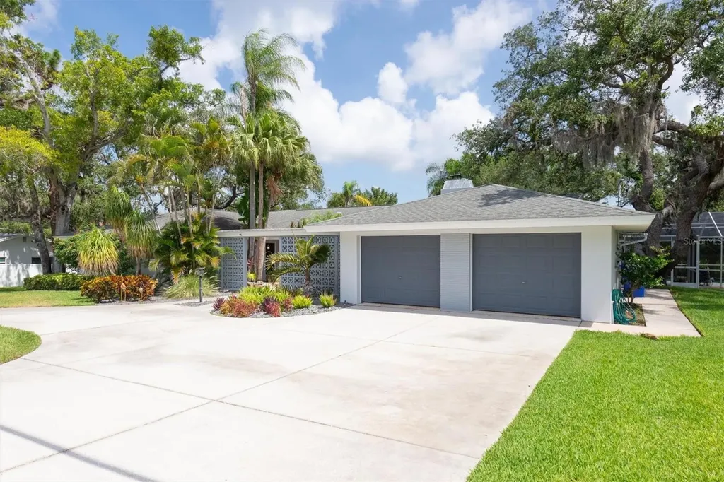 1350 Fairway Drive Dunedin FL 34698
