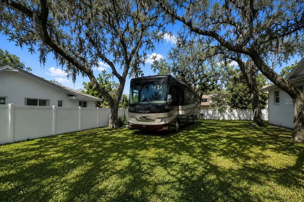 1350 Fairway Drive Dunedin FL 34698