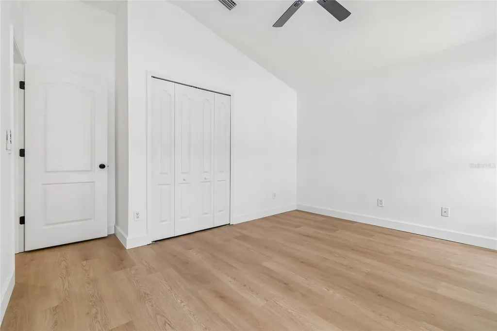 3041 Beaver Pond Trail Valrico FL 33596